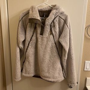 Kuhl flight hooded sweater. Worn once. Very thick/warm.